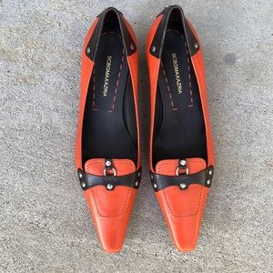NWOT- BCBG kitten heel loafers